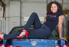 Женщина открыла автосервис "только для женщин"