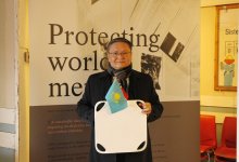 Конституция Казахстана на Северном полюсе