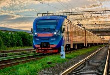 Поезд столкнулся с вагоном на путях в Казахстане: есть пострадавшие