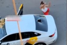 Пассажирка разгромила такси в Шымкенте: женщину освободили от уголовной ответственности