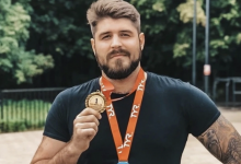 Тренер не доплыл до финиша в Стамбуле: его ищут четвертые сутки