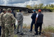 Мост частично обрушился в Усть-Каменогорске