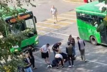 Автобус сбил девушек на электросамокате в Алматы