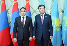 В Казахстан с официальным визитом прибыл председатель Великого Государственного Хурала Монголии