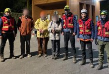 В горах Алматы спасатели помогли застрявшим туристам