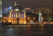 Российским туристам грозит срок из-за поцелуя в Стамбуле