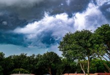 Сильные дожди и грозы ожидаются в Казахстане