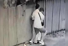 Неизвестный домогался девушки в Алматы: полицейские установили его личность