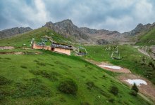 Три канатные дороги на "Шымбулаке" закроют до ноября