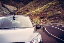 Двоих парней сбили на трассе в Акмолинской области: один погиб