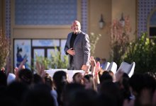 "Хочется здесь жить": обладатель премии "Грэмми" приехал в Туркестан (ВИДЕО)