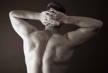 Голый мужчина прогуливался по улицам Кызылорды