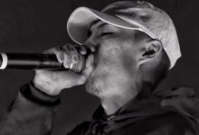 Казахстанского певца не пустили на сцену