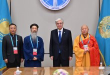 Президент провел встречу с делегацией КНР на полях VIII Съезда религиозных лидеров