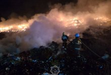 Спасатели круглосуточно тушат пожар на полигоне ТБО в Алматинской области (ВИДЕО)