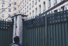 Мужчина сломал ворота прокуратуры области Улытау