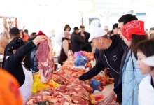 Жители Семея раскупили 19 тонн говядины и тонны овощей