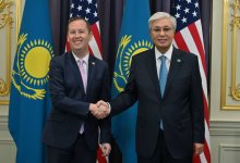 Токаев принял спецпредставителя президента США по делам Южной и Центральной Азии