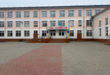 Почти 400 человек эвакуировали из школы в Акмолинской области