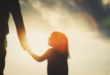 Мужчина пытался похитить ребенка в Атырау (ВИДЕО)