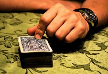 Скандал в Зеренде: директор Дома культуры играл на деньги и запугивал подчиненных