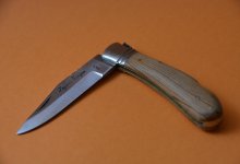 Мужчина избил жену и зарезал ребенка в Индии