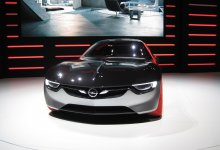 Дешевые автомобили обещала женщина жителям Шымкента