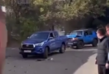 Водитель протаранил внедорожник после ссоры в Уральске