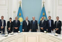 Токаев встретился с парламентариями из Швейцарии