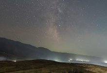 Фотограф показал завораживающие снимки Млечного пути над горами Туркестанской области