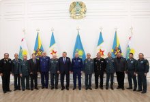 Министр обороны встретился с ветеранами Вооруженных сил