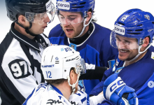 “Барыс” дома уступил "Ак Барсу"