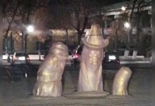 “На что похоже?”: перекрашенные скульптуры вызвали неоднозначную реакцию карагандинцев