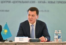 Ерлан Карин перечислил предпринимаемые шаги по повышению статуса рабочих профессий