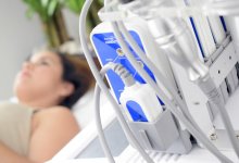 Боли и гной в груди: после неудачной пластики у девушки началось заражение