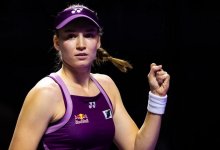 Елена Рыбакина досрочно вышла в полуфинал Итогового чемпионата WTA-2025
