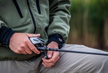 Рыбаки не могли выбраться на берег на озере Балхаш (ВИДЕО)