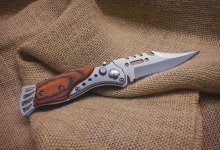 Директор магазина зарезал продавщицу на балконе квартиры