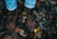 Девушка застряла ногой в решетке ливневки в Актобе