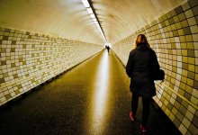 Прохожий пытался раздеть женщину в подземном переходе в Ташкенте