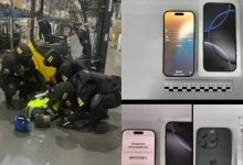 Сотрудник одной из авиакомпаний воровал дорогие смартфоны в аэропорту Алматы (ВИДЕО)