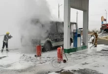 Пожар на заправке в Доссоре: автобус вспыхнул прямо у колонок