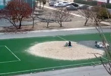 Песочница вместо футбола: жители Актау обеспокоены за досуг детей (ВИДЕО)