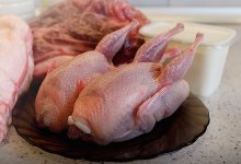 Десятки тонн мяса пытались незаконно ввезти в Казахстан из России