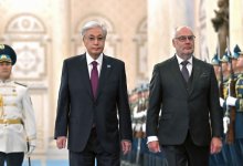 Президента Эстонии торжественно встретили в Акорде