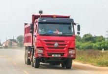 Депутат предложил приостановить запрет на движение самосвалов