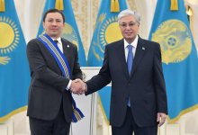 Токаев наградил Геннадия Головкина орденом “Барыс”