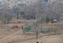 Неизвестный пытался заманить школьника к себе домой в Степногорске