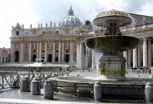 Ватикан больше не требует писать документы на латыни