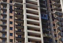 "А кто вам должен?!": горожане возмутились состоянием дома в Астане